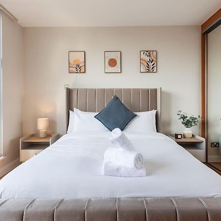 Modern Penthouse Apartment 2 Bed, 2 Bath Sleeps 6 City Centre Belfast Exterior foto